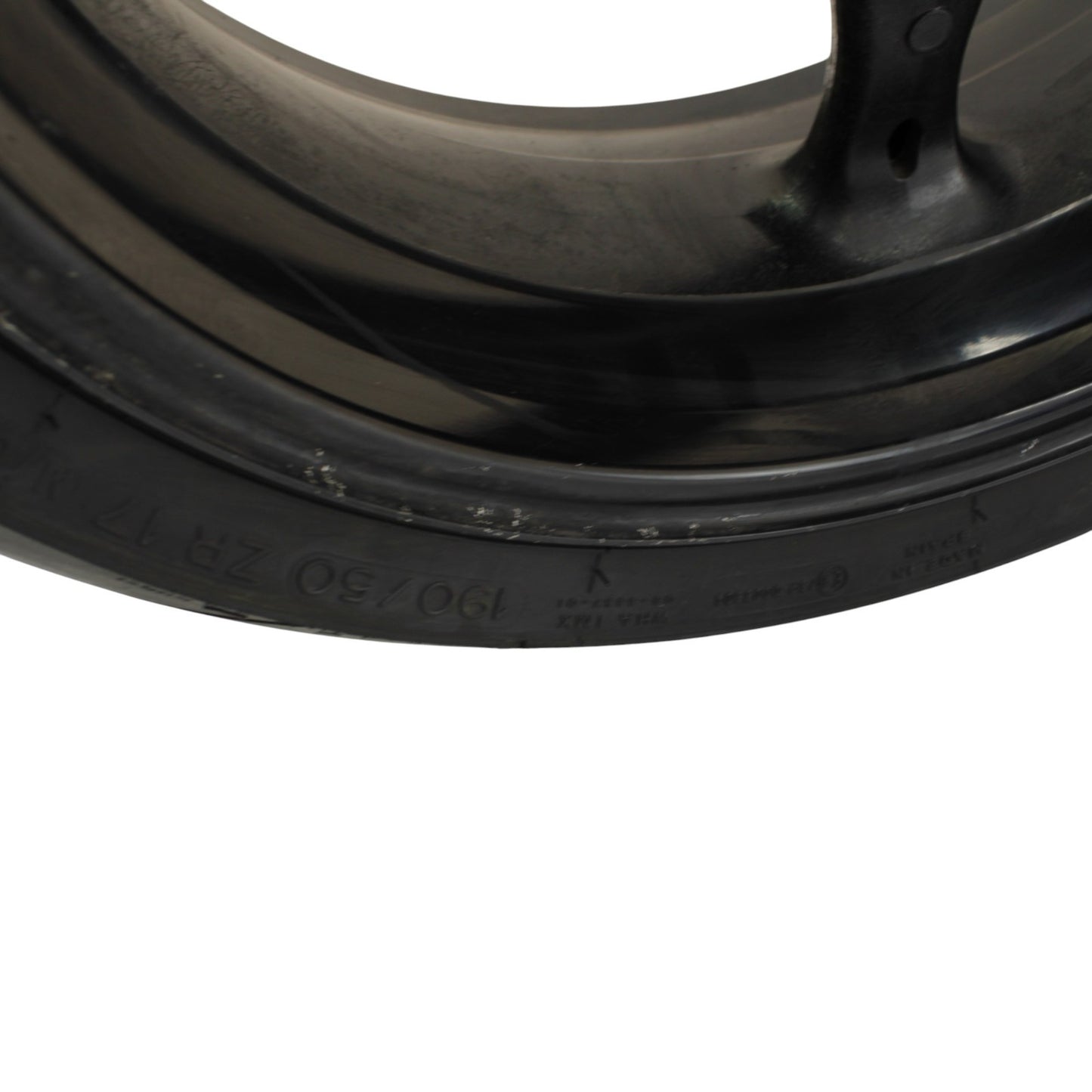 2005 - 2008 SUZUKI GSXR 1000 REAR WHEEL BACK RIM TIRE RUBBER BLACK STOCK