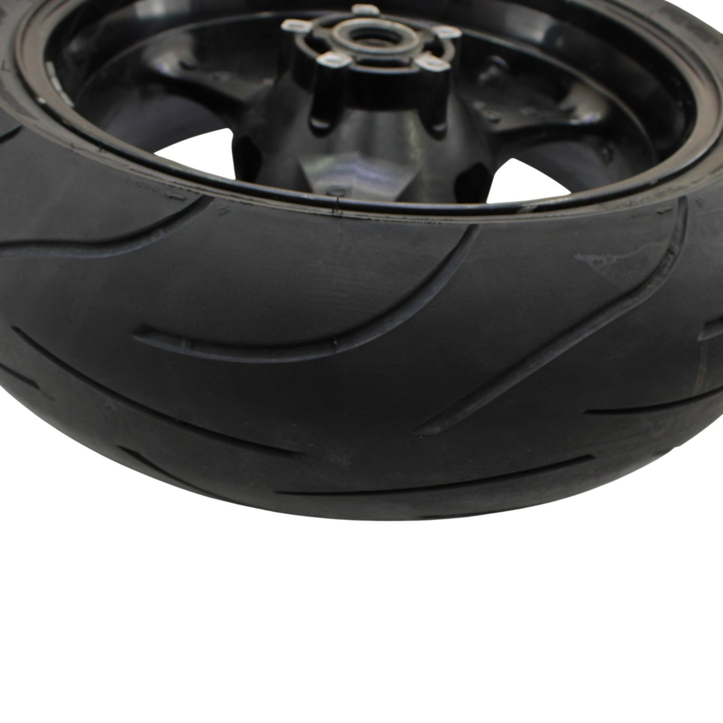 2005 - 2008 SUZUKI GSXR 1000 REAR WHEEL BACK RIM TIRE RUBBER BLACK STOCK