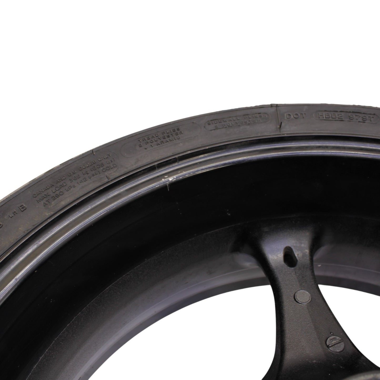 2005 - 2008 SUZUKI GSXR 1000 REAR WHEEL BACK RIM TIRE RUBBER BLACK STOCK