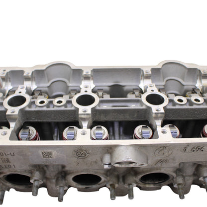 2020 - 2024 BMW S1000RR CYLINDER HEAD ENGINE TOP END ENGINE MOTOR STOCK SILVER