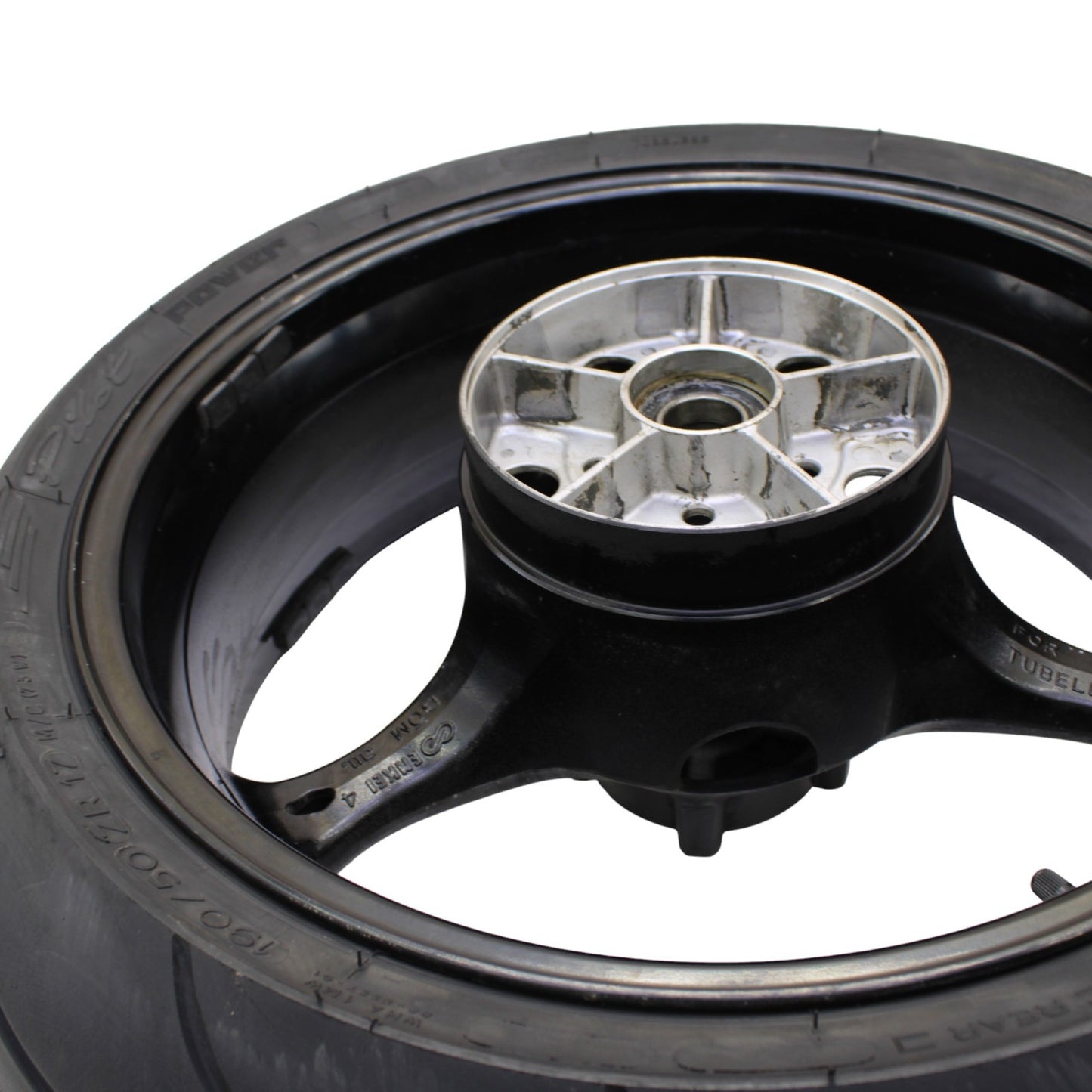 2007 2008 SUZUKI GSXR 1000 REAR WHEEL BACK RIM TIRE RUBBER HUB BLACK STRAIGHT