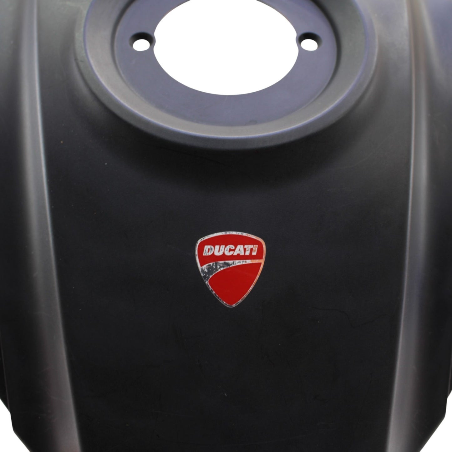 2016 - 2018 DUCATI HYPERMOTARD 939 GAST TANK COVER FAIRING COWL PLASTIC BLACK