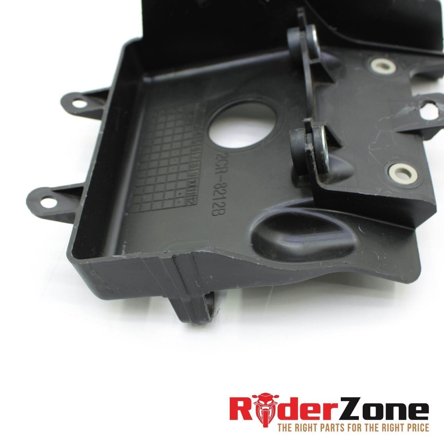 2015 - 2019 YAMAHA YZF R1 BATTERY TRAY UNDERTAIL BRAKCET MOUNT OEM 2CR-8212B