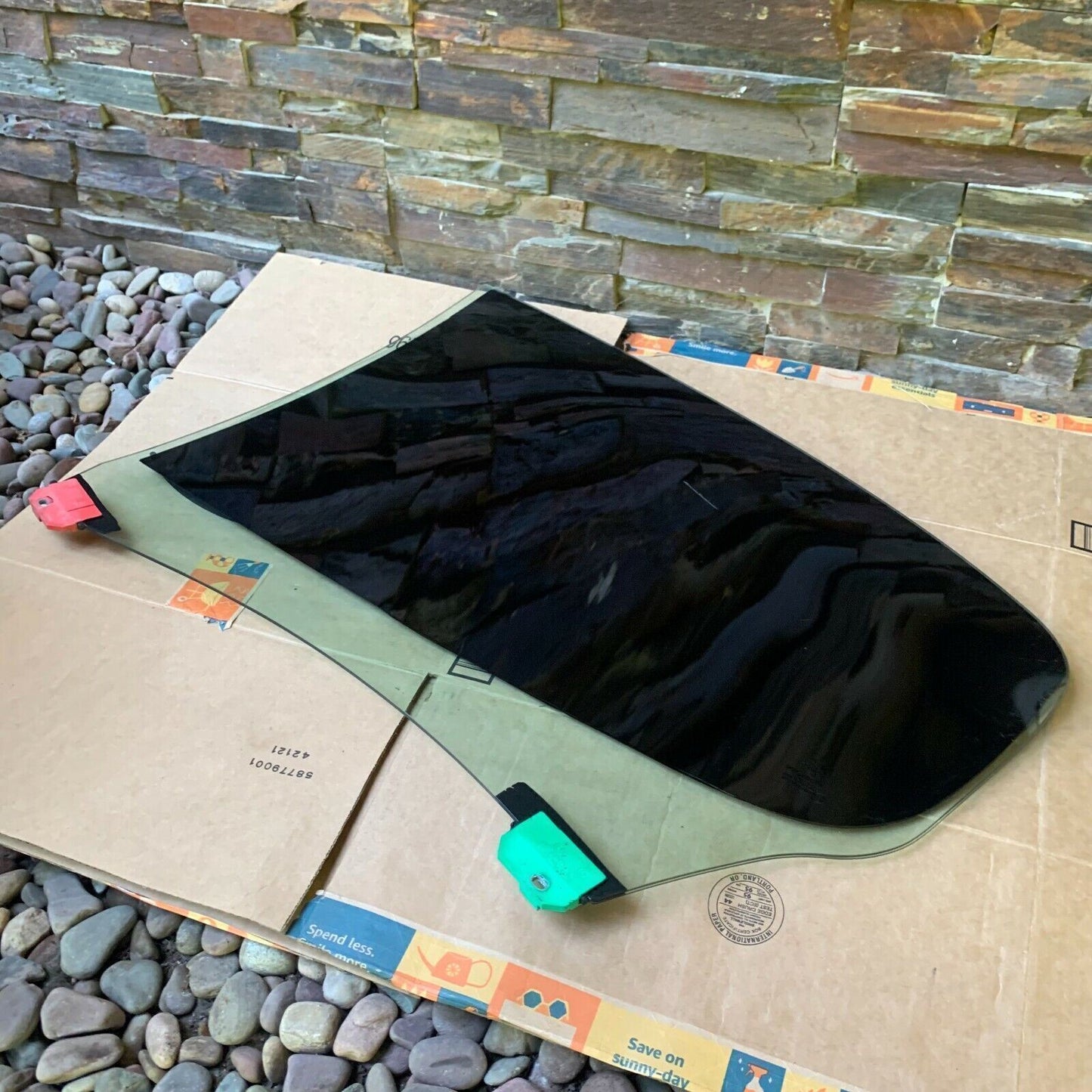 2003 - 2012 MASERATI QUATTROPORTE WINDOW GLASS REAR RIGHT DOOR TINTED M139