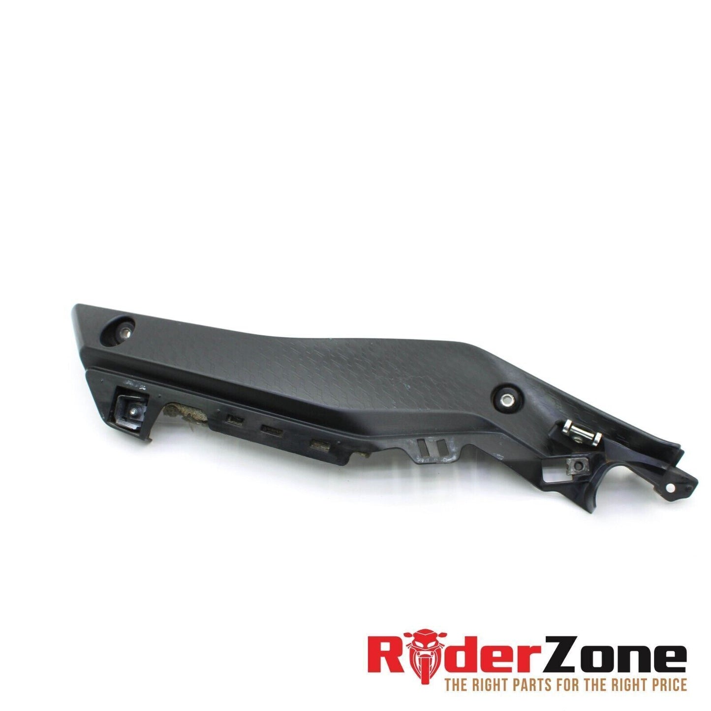 2015 - 2019 YAMAHA YZF R1 RIGHT FRAME COVER SIDE COWL PANEL TRIM BLACK R1S R1M
