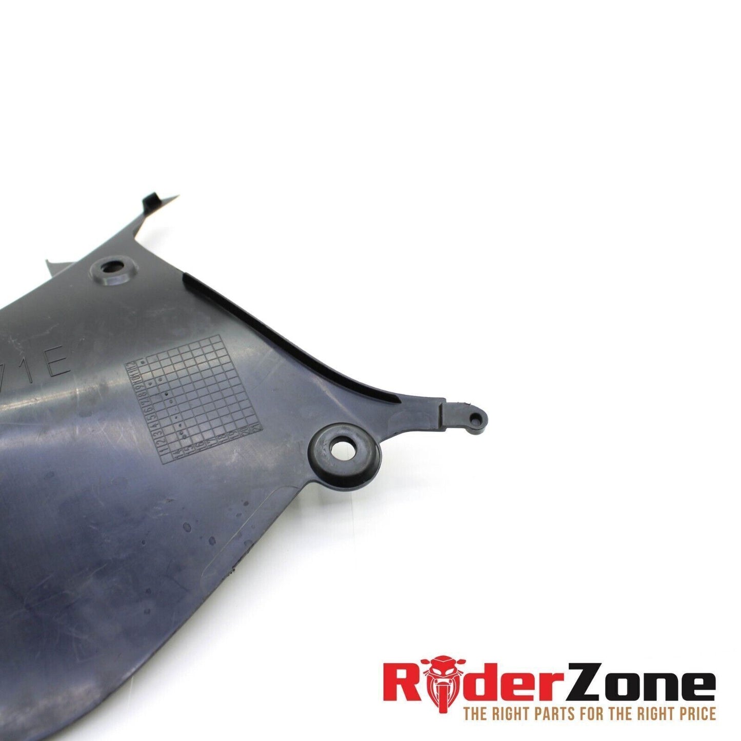 2015 - 2021 YAMAHA YZF R1 R1S R1M REAR CENTER TAIL FAIRING COVER MID FAIRING OEM