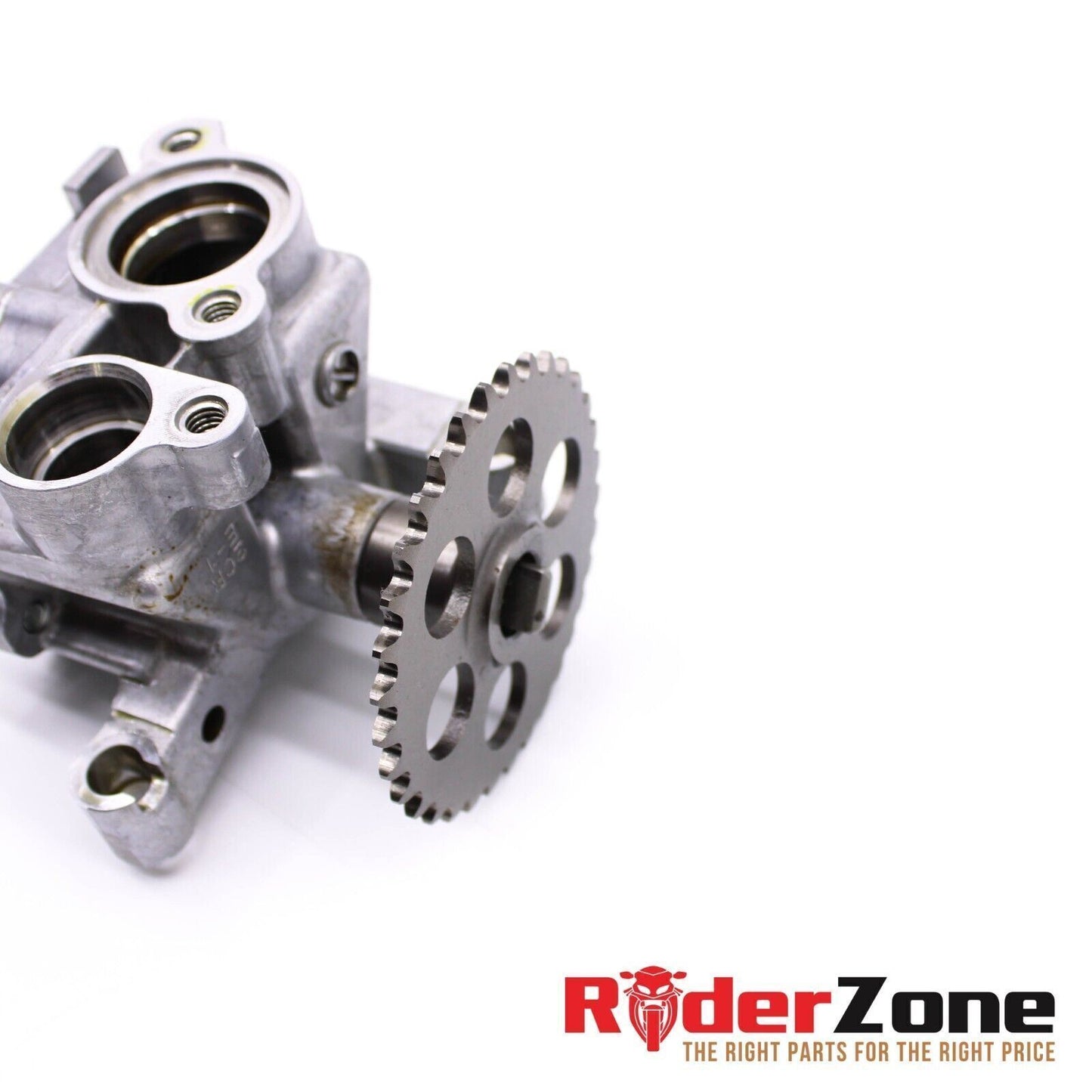 2015 - 2019 YAMAHA YZF R1 OIL PUMP HOUSING CHAIN ENGINE MOTOR HARDWARE SET