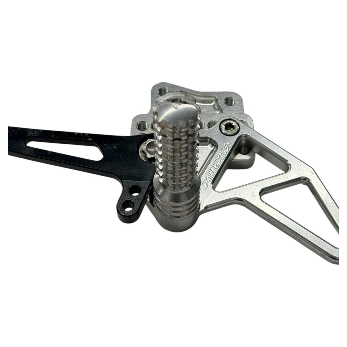 2007 2008 SUZUKI GSXR1000 VORTEX REARSET FOOT PEG BRACKET MOUNT LEFT RIGHT