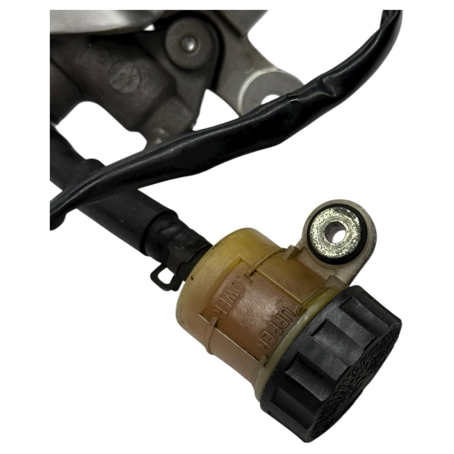 2008 - 2016 YAMAHA YZF R6 RIGHT REARSET BRAKE MASTER CYLINDER BRAKE RESERVOIR