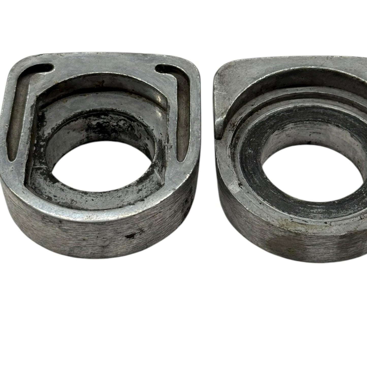 1998 - 2003 APRILIA RSV MILLE REAR AXLE WHEEL SPINDLE SPACERS BLOCK STOCK SILVER