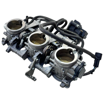 2006 - 2008 TRIUMPH DAYTONA 675 THROTTLE BODIES BODY FUEL INJECTOR DELIVERY OEM