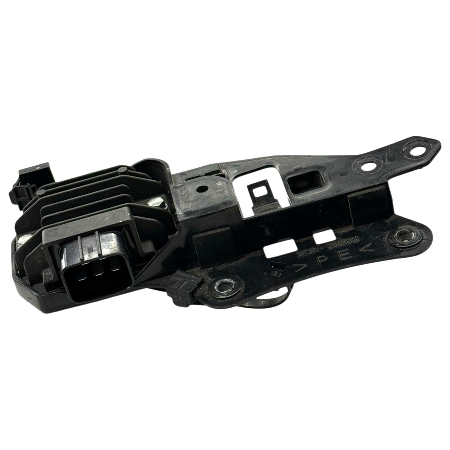 2015 - 2019 YAMAHA YZF R1 RECTIFIER VOLTAGE REGULATOR BRACKET MOUNT ELECTRICAL