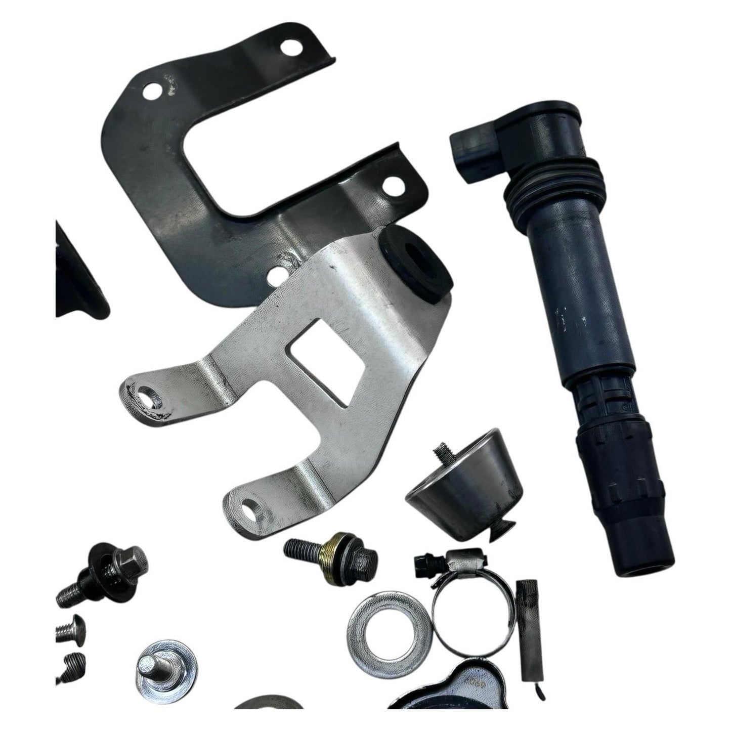 2006 - 2008 TRIUMPH DAYTONA 675 BOLTS NUTS PARTS HARDWARE MOUNTING BRACKET COIL