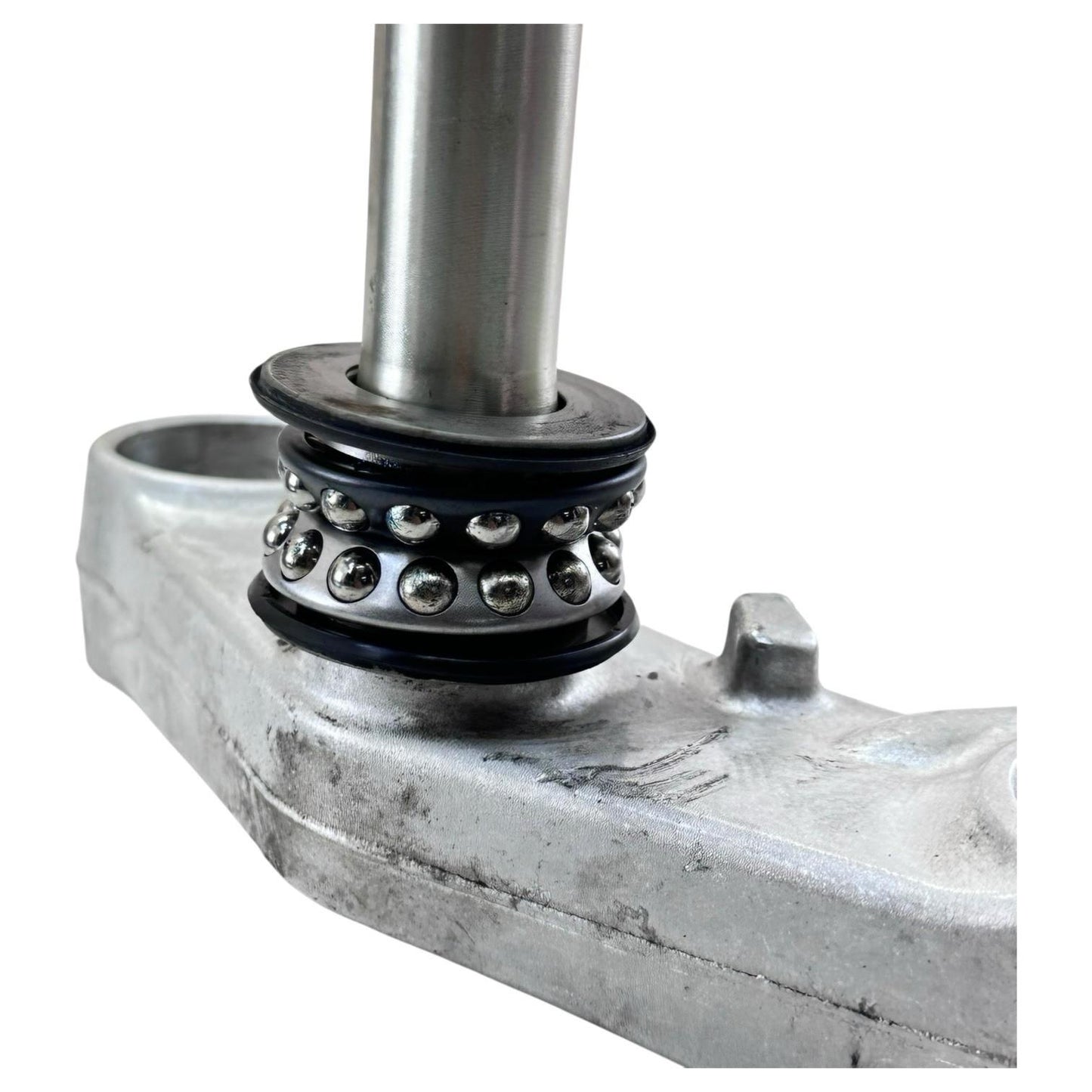 2006 - 2008 TRIUMPH DAYTONA 675 TRIPLE TREE FRONT FORK STEM BEARINGS SILVER OEM