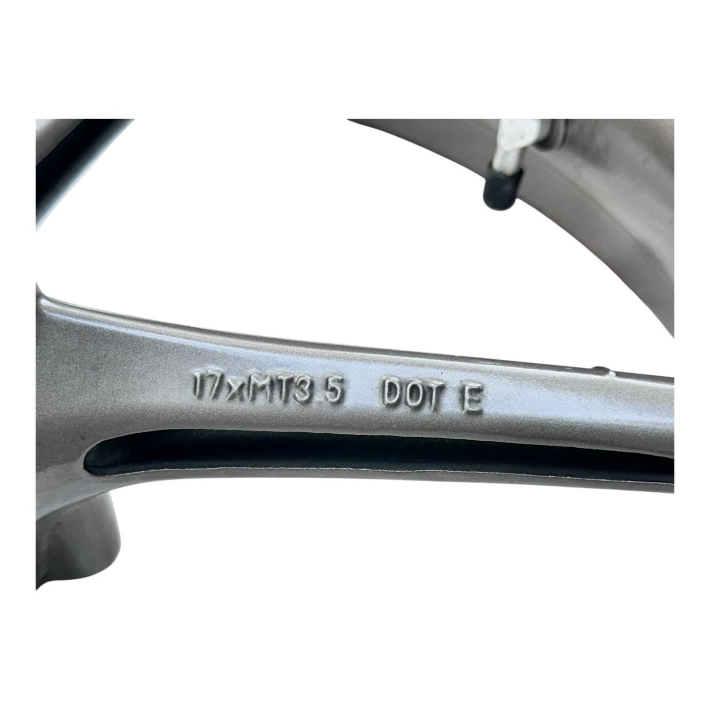 2006 - 2008 TRIUMPH DAYTONA 675 FRONT WHEEL RIM TIRE RUBBER GREY STOCK