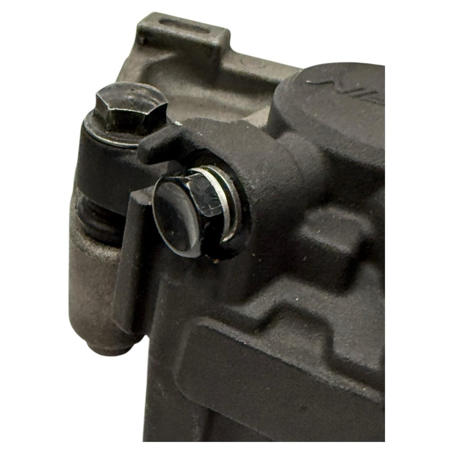 2008 - 2016 YAMAHA YZF R6 REAR BRAKE CALIPER BRACKET LINE BRACKET MOUNT STOCK