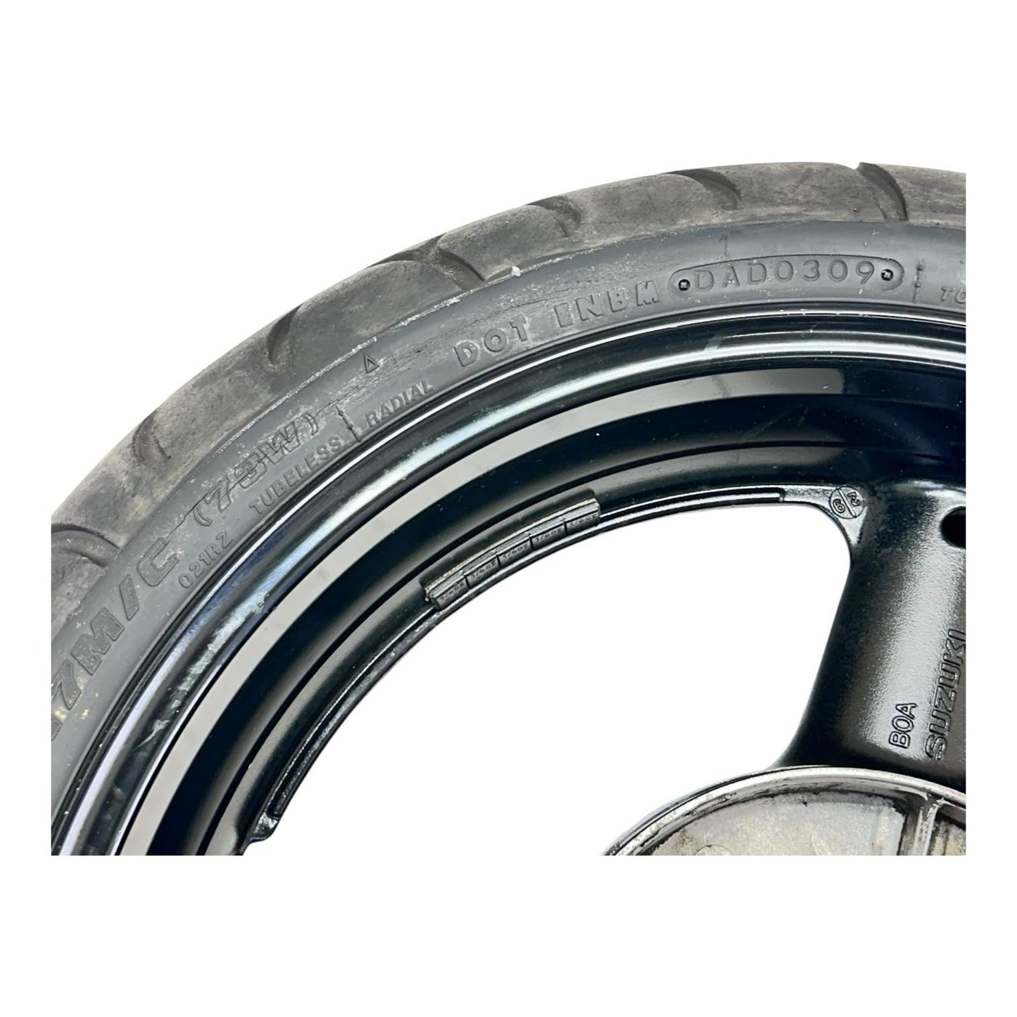 1999 - 2007 SUZUKI HAYABUSA REAR WHEEL BACK RIM TIRE RUBBER BLACK STOCK OEM