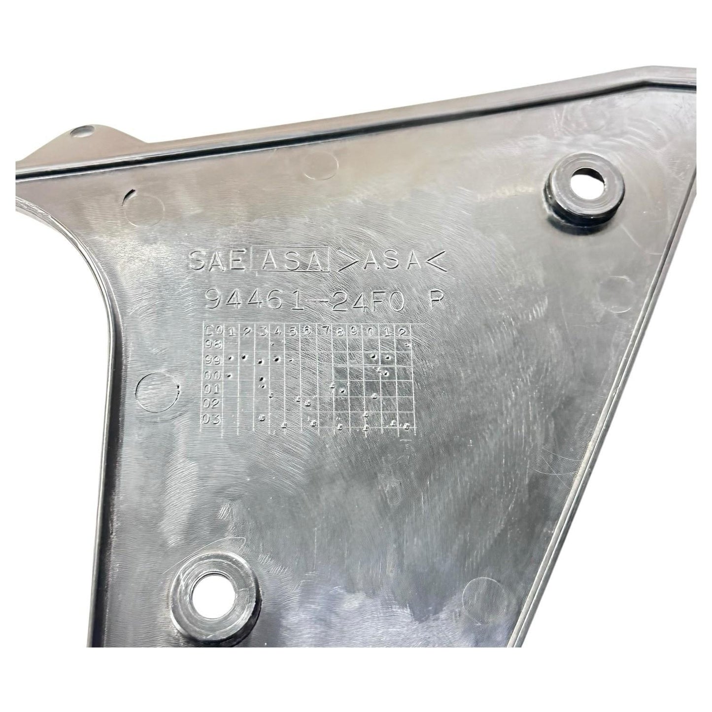 1999 - 2007 SUZUKI HAYABUSA RIGHT INNER COWL FAIRNG PLASTIC PANEL 94461-24F0 OEM