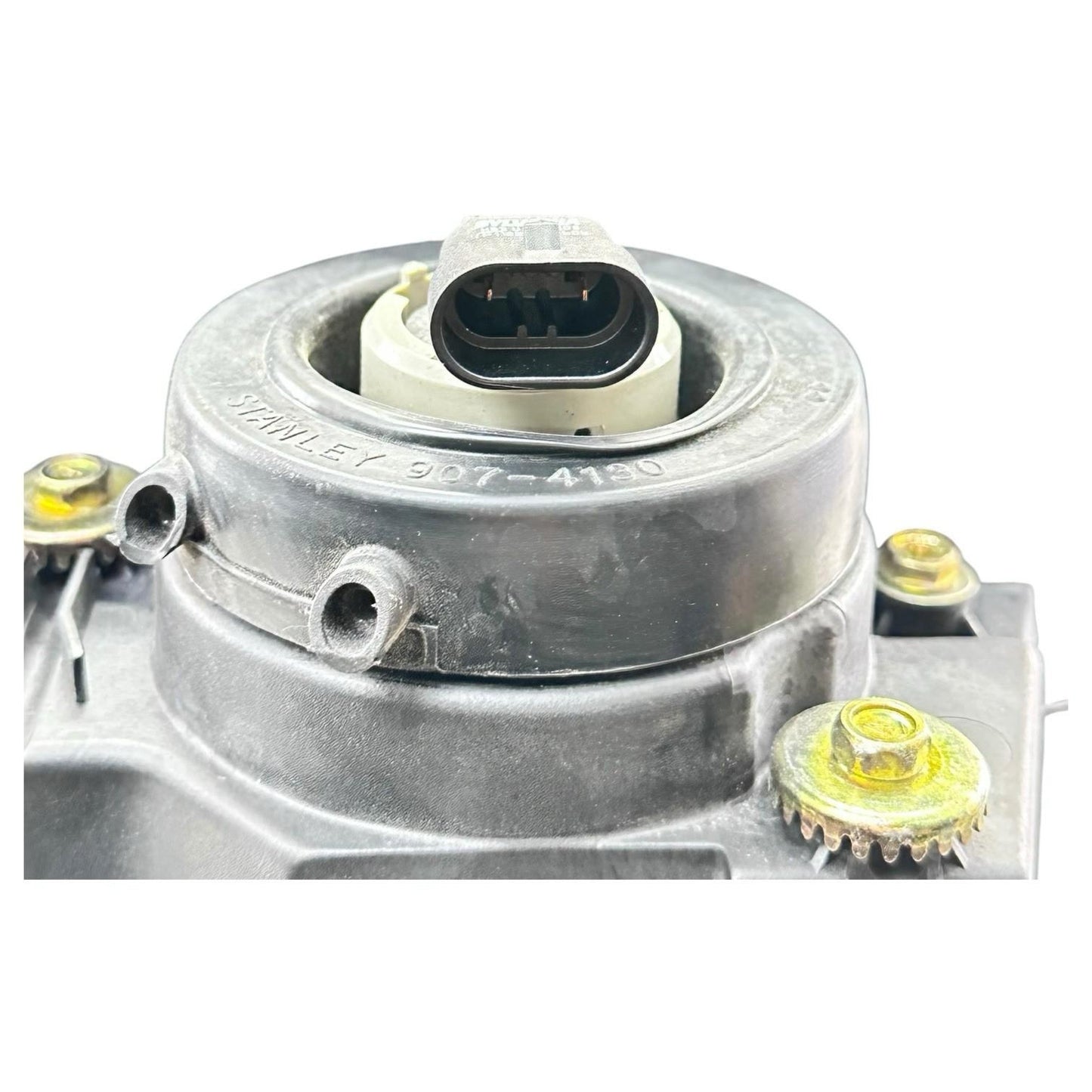 1999 - 2007 SUZUKI HAYABUSA FRONT HEADLIGHT LAMP LENS HOUSING UNIT STOCK OEM