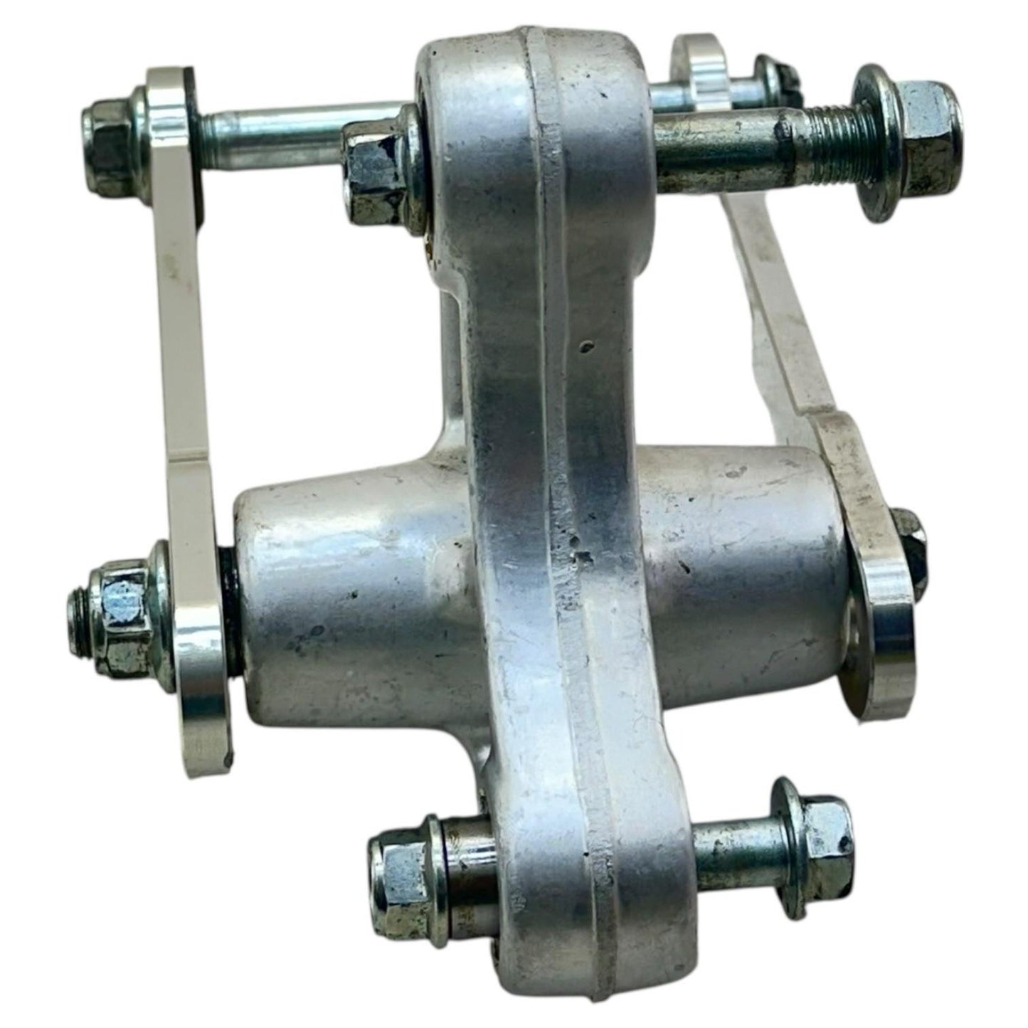 1999 - 2007 SUZUKI HAYABUSA REAR DOG BONE BACK SHOCK LINKAGE LINK 62600-24810