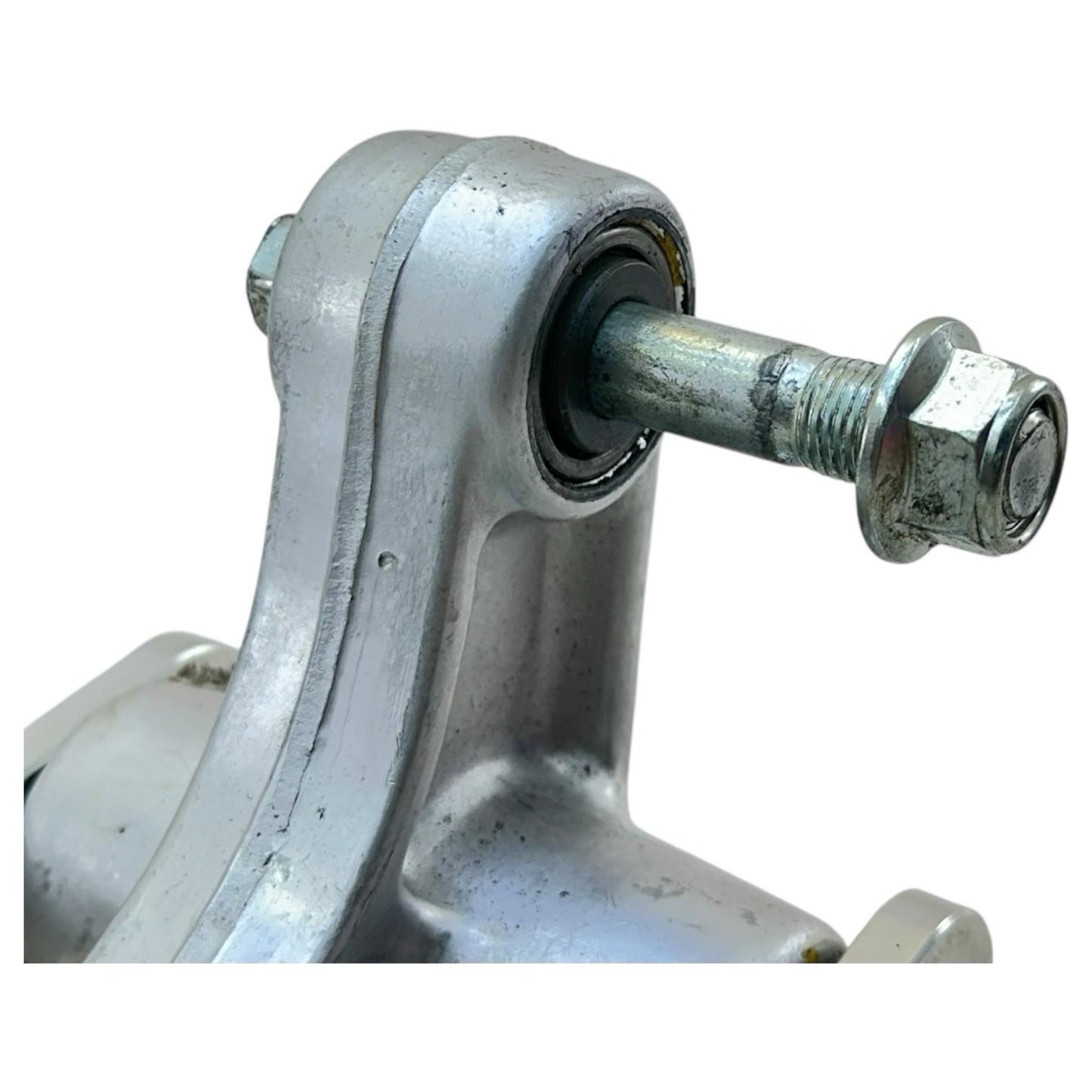 1999 - 2007 SUZUKI HAYABUSA REAR DOG BONE BACK SHOCK LINKAGE LINK 62600-24810