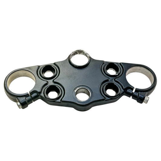 1999 - 2007 SUZUKI HAYABUSA FRONT FORKS CLAMP UPPER TRIPLE TREE 51311-24F00