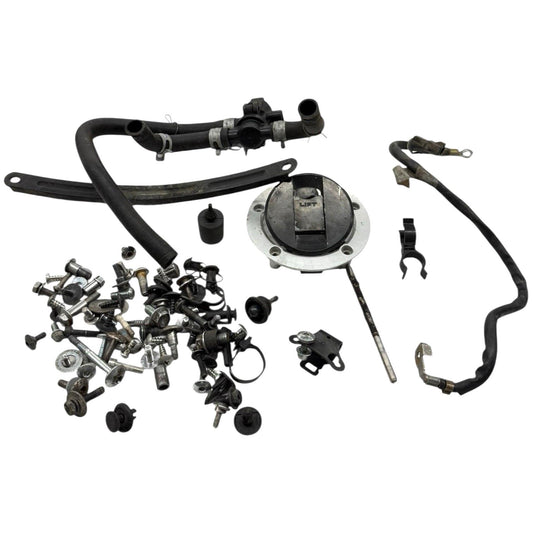 2011 - 2021 SUZUKI GSXR600 GSXR750 BOLTS SET GAS TANK HARDWARE KIT AIR SOLENOID