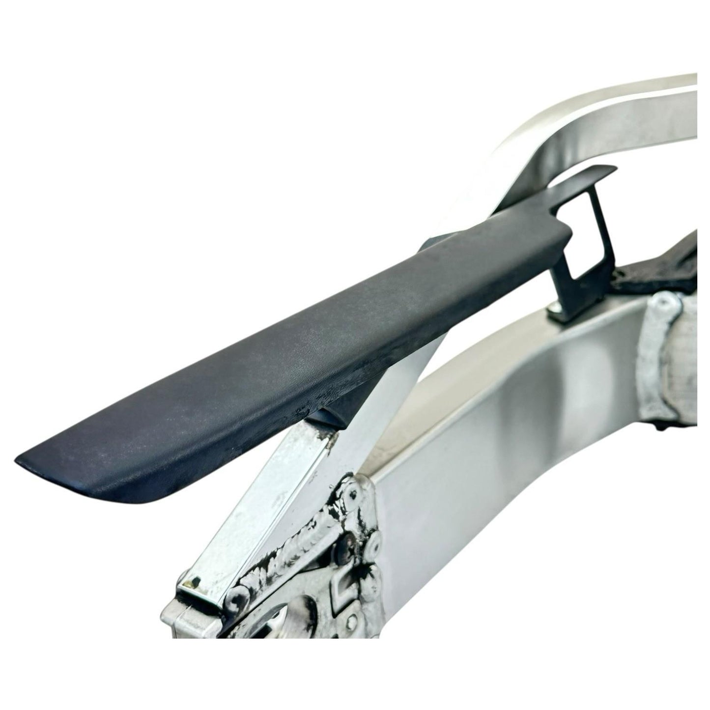 1999 - 2007 SUZUKI HAYABUSA REAR SWINGARM BACK SUSPENSION SWING ARM SILVER