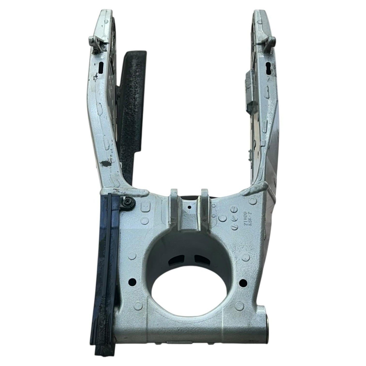 2007 2008 SUZUKI GSXR 1000 REAR SWING ARM BACK SUSPENSION SWINGARM SILVER