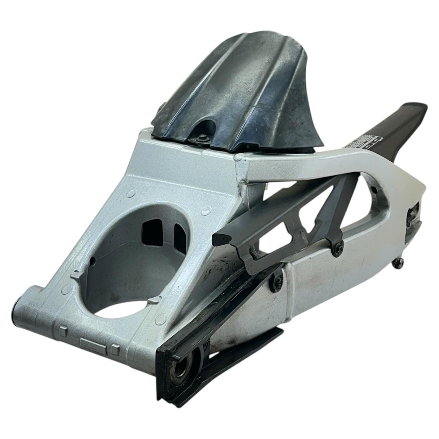 2007 2008 SUZUKI GSXR 1000 REAR SWING ARM BACK SUSPENSION SWINGARM SILVER