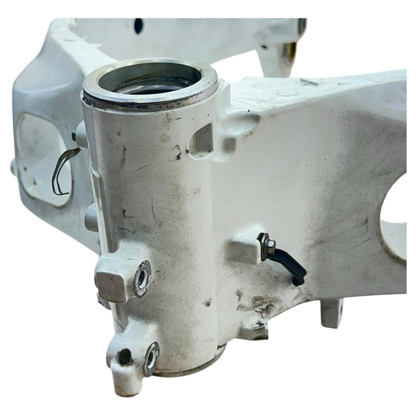 2007 2008 SUZUKI GSXR 1000 MAIN FRAME CHASSIS BODY WHITE