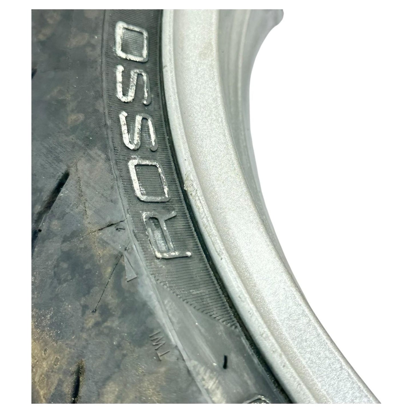 2007 2008 SUZUKI GSXR 1000 FRONT WHEEL RIM TIRE RUBBER SILVER STOCK OEM