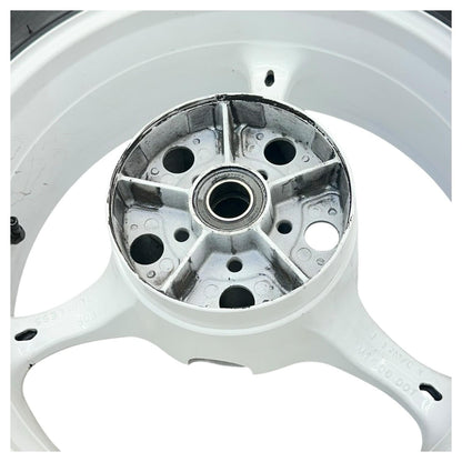 2007 2008 SUZUKI GSXR 1000 REAR WHEEL BACK RIM TIRE RUBBER HUB WHITE STOCK OEM