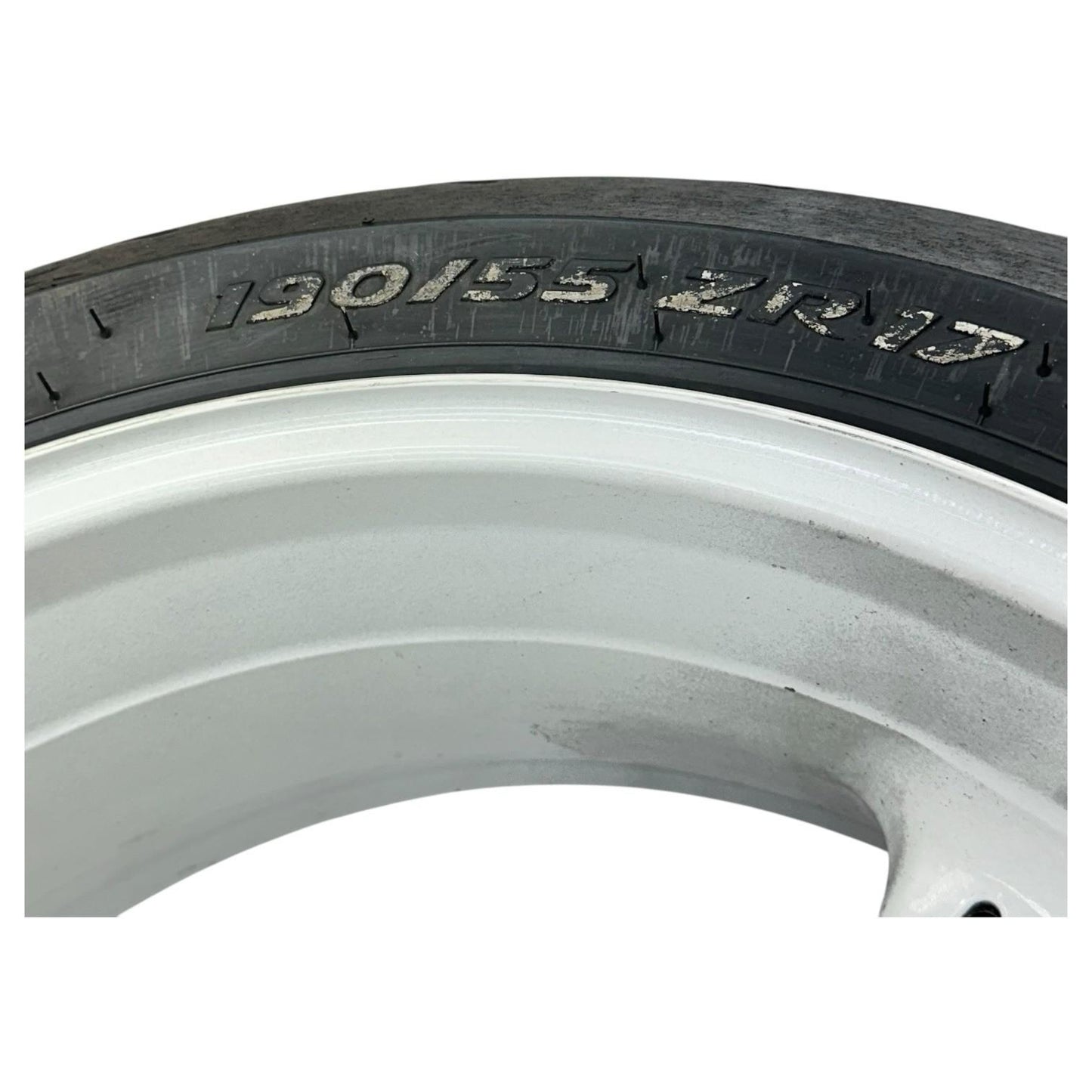 2007 2008 SUZUKI GSXR 1000 REAR WHEEL BACK RIM TIRE RUBBER HUB WHITE STOCK OEM