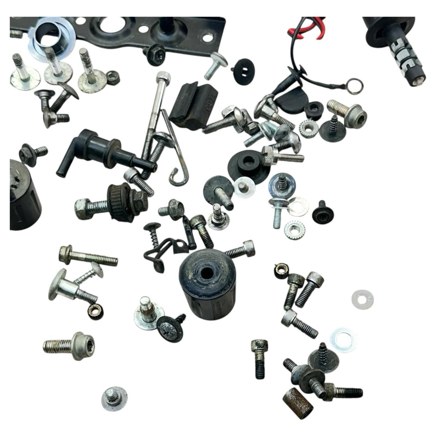 2007 2008 SUZUKI GSXR 1000 BOLTS NUTS SCREWS NUTS WASHERS BRACKET GRIP CABLE