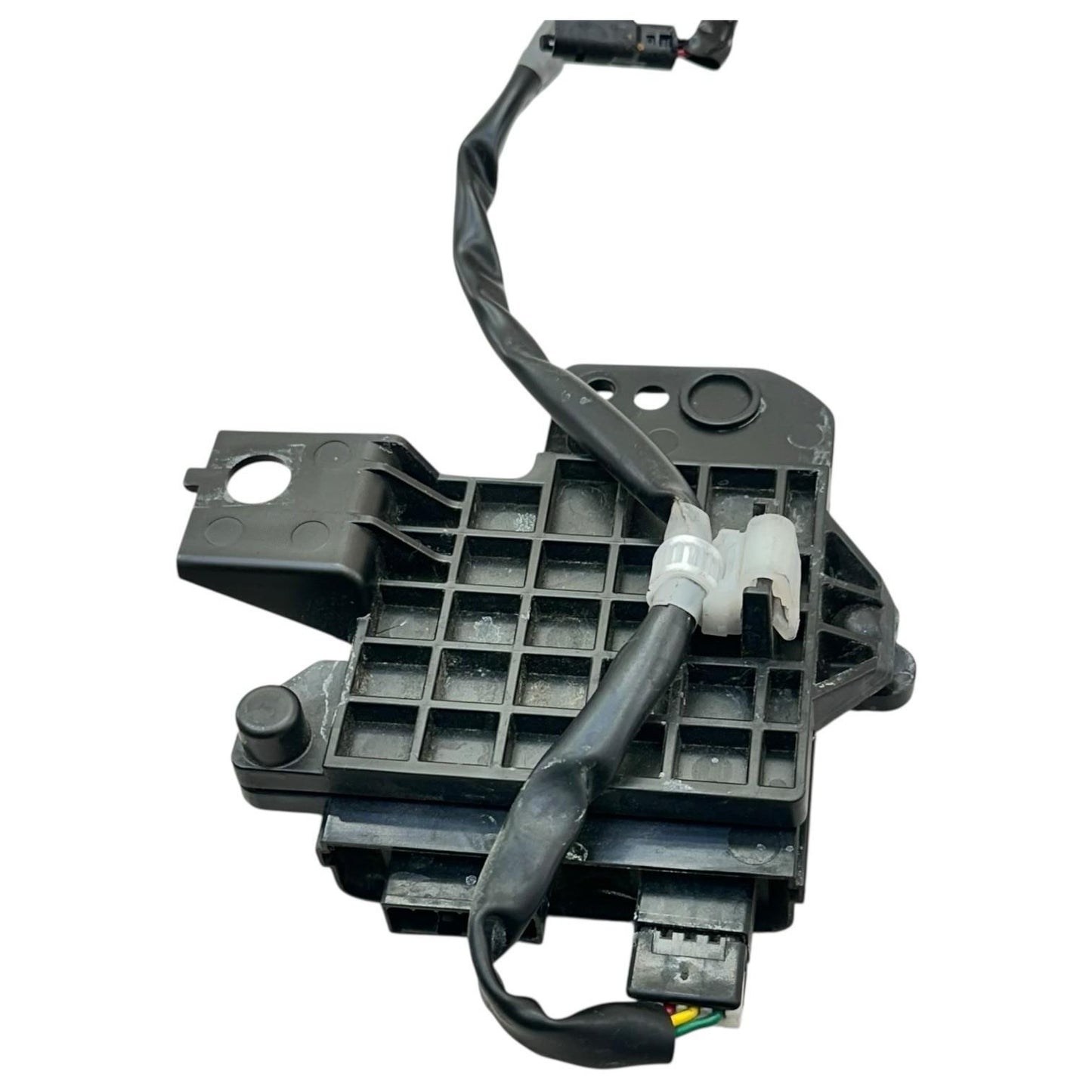 2015 - 2019 YAMAHA YZF R1 LIGHT CONTROL UNIT MODULE BOX 2PP-85490-00