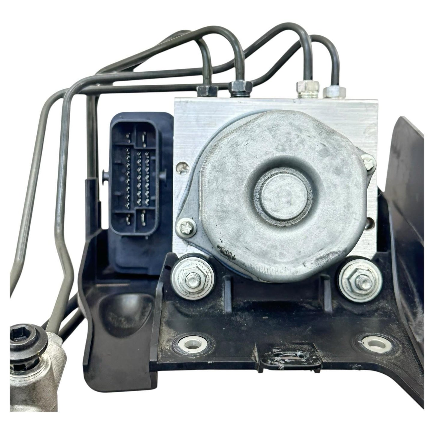 2015 - 2019 YAMAHA YZF R1 ABS BRAKE PUMP UNIT MODULE LINES HOSES 2CR-85930-00