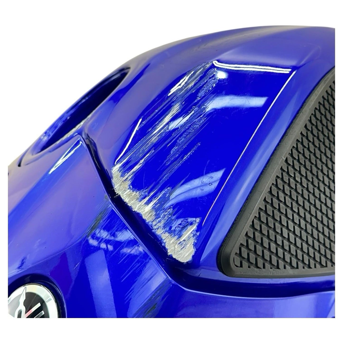 2015 - 2019 YAMAHA YZF R1 FUEL TANK GAS RESERVOIR PETROL BLUE STOCK  *SCUFFED*