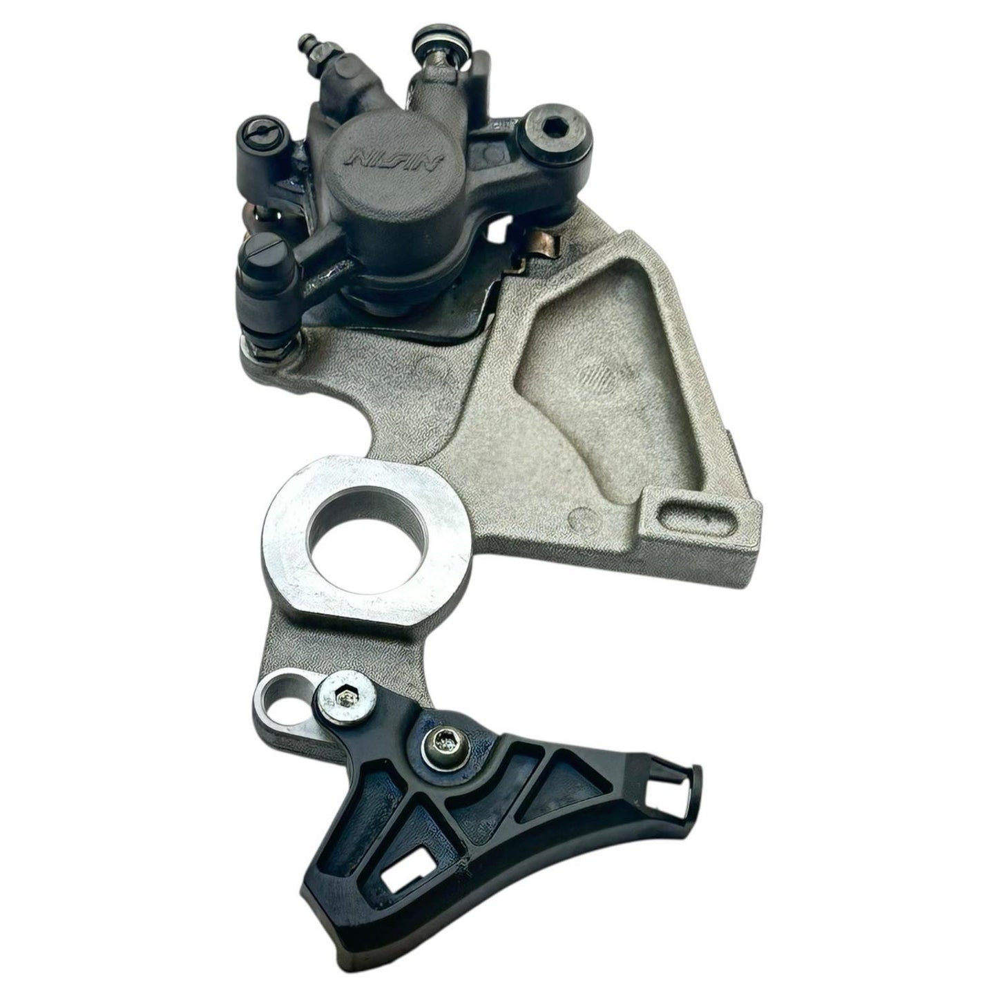 2015 - 2019 YAMAHA YZF R1 REAR BRAKE CALIPER MOUNT BRACKET BACK PADS NISSIN