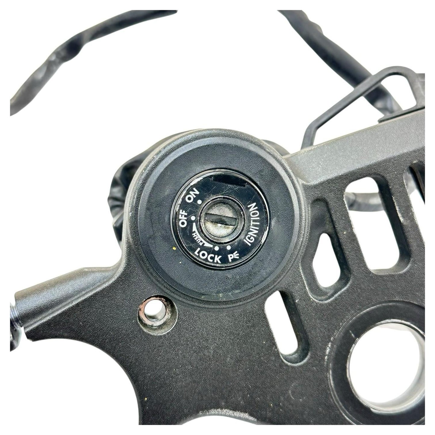 2015 - 2019 YAMAHA YZF R1 UPPER TRIPLE TREE CLAMP IGNITION SWITCH LOCK KEY SET