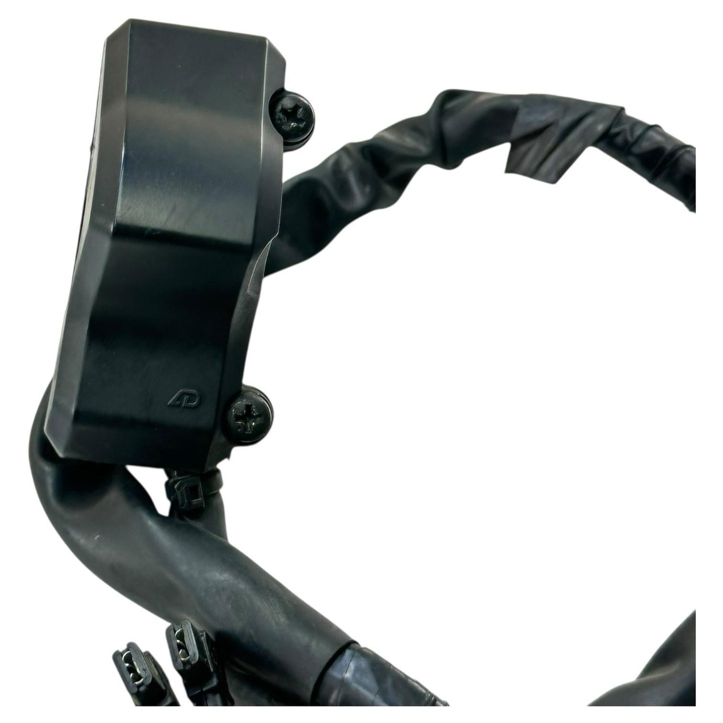 2015 - 2019 YAMAHA YZF R1 RIGHT SWITCH START STOP DRIVER CONTROL HANDLE BAR