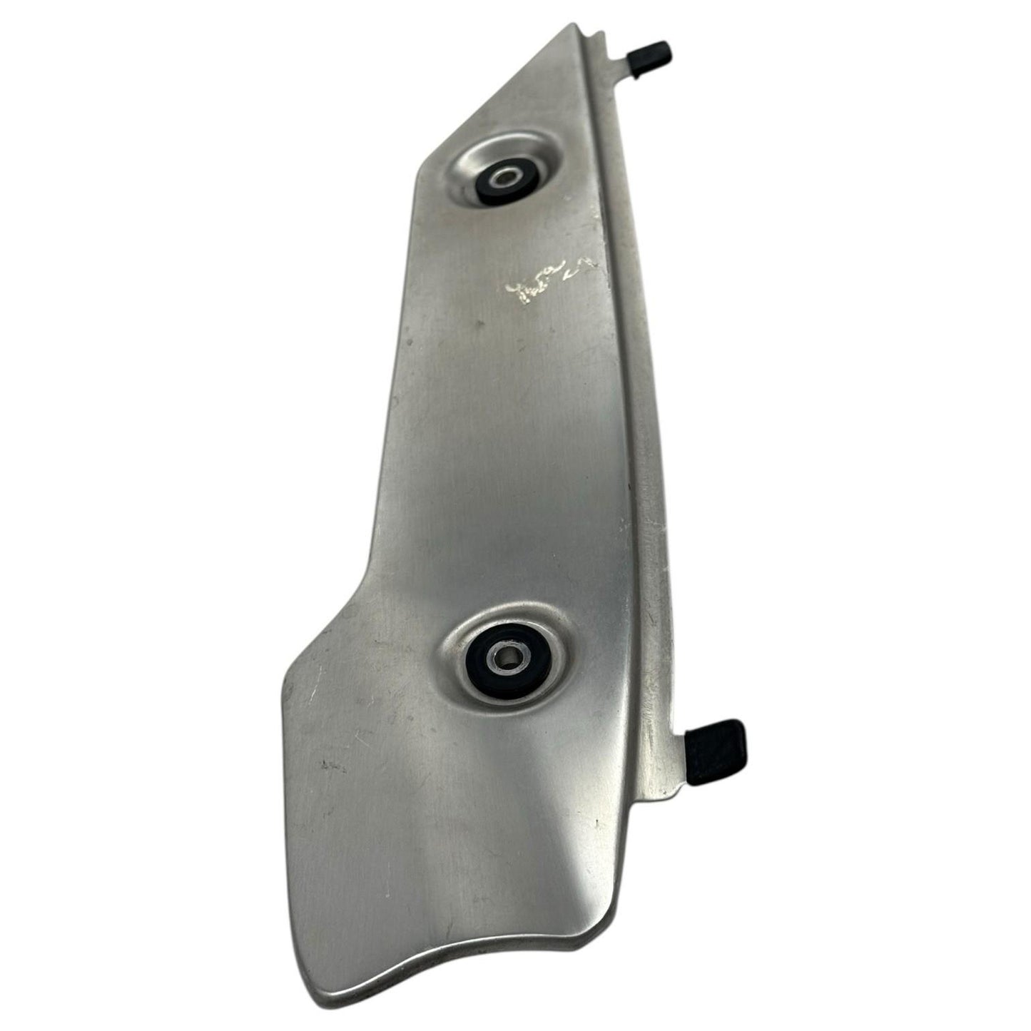 2015 - 2019 YAMAHA YZF-R1 LOWER RIGHT EXHAUST GUARD HEAT SHIELD 2CR-2834W-00