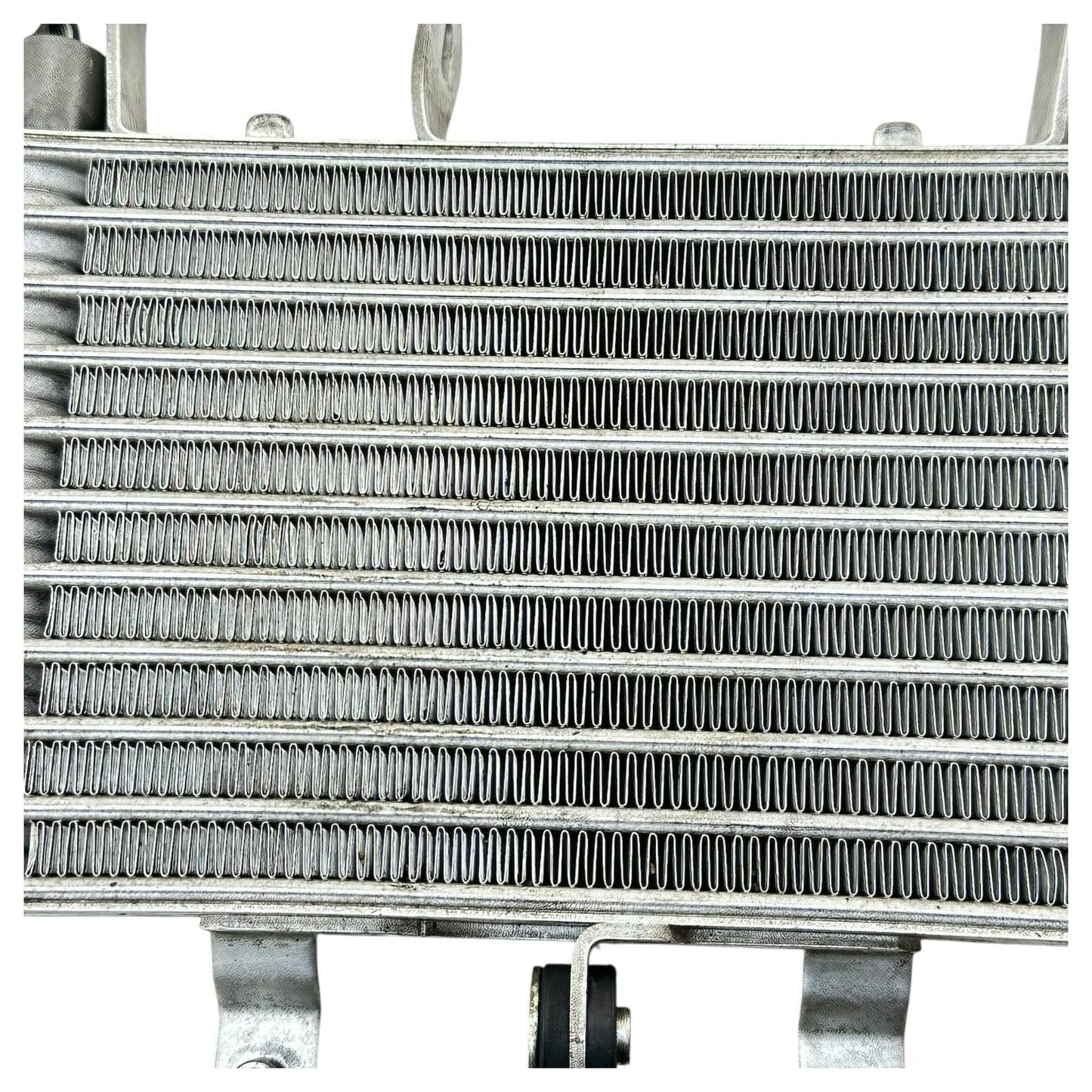 2015 - 2019 YAMAHA YZF R1 ENGINE OIL COOLER MOTOR COOLING