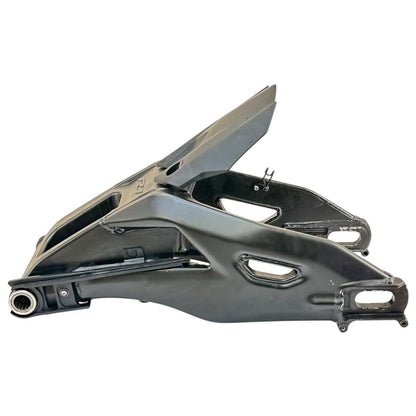 2015 - 2019 YAMAHA YZF R1 REAR SWINGARM CHAIN GUIDE BACK SWING ARM FENDER