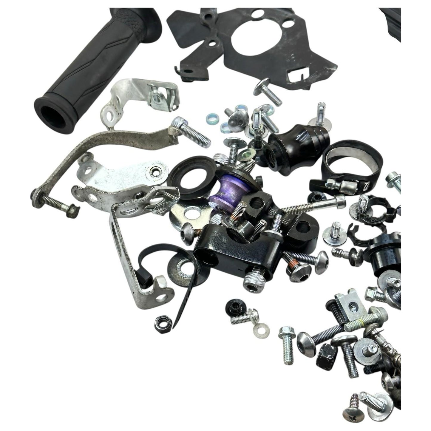 2015 - 2019 YAMAHA YZF R1 PARTS BOLTS SCREWS NUTS BRACKETS MOUNTS HARDWARE