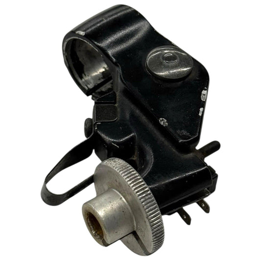 2007 2008 YAMAHA YZF R1 CLUTCH PERCH MOUNT BRACKET LEFT SIDE BLACK SENSOR