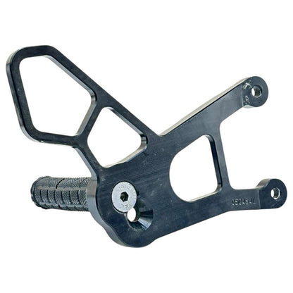2015 - 2019 YAMAHA YZF R1 LEFT REARSET REAR SET DRIVER FOOT REST CFMOTORSPORTS