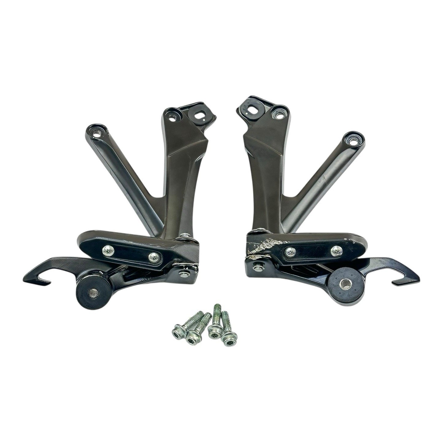 2022 - 2024 SUZUKI HAYABUSA REAR PASSENGER PEGS LEFT RIGHT FOOT REST *SCUFFED*