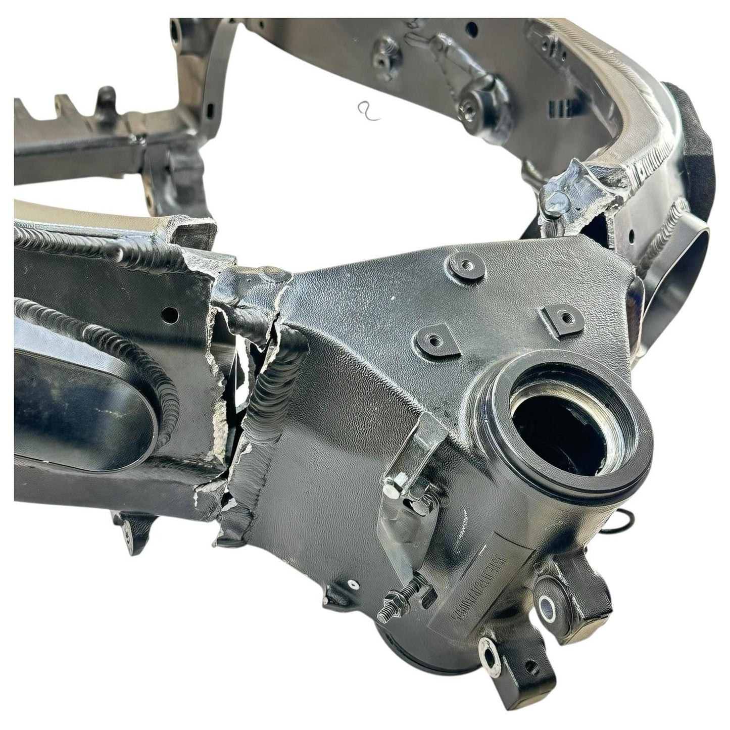 2022 - 2024 SUZUKI HAYABUSA MAIN FRAME CHASSIS BODY *CRACKED/DAMAGED*