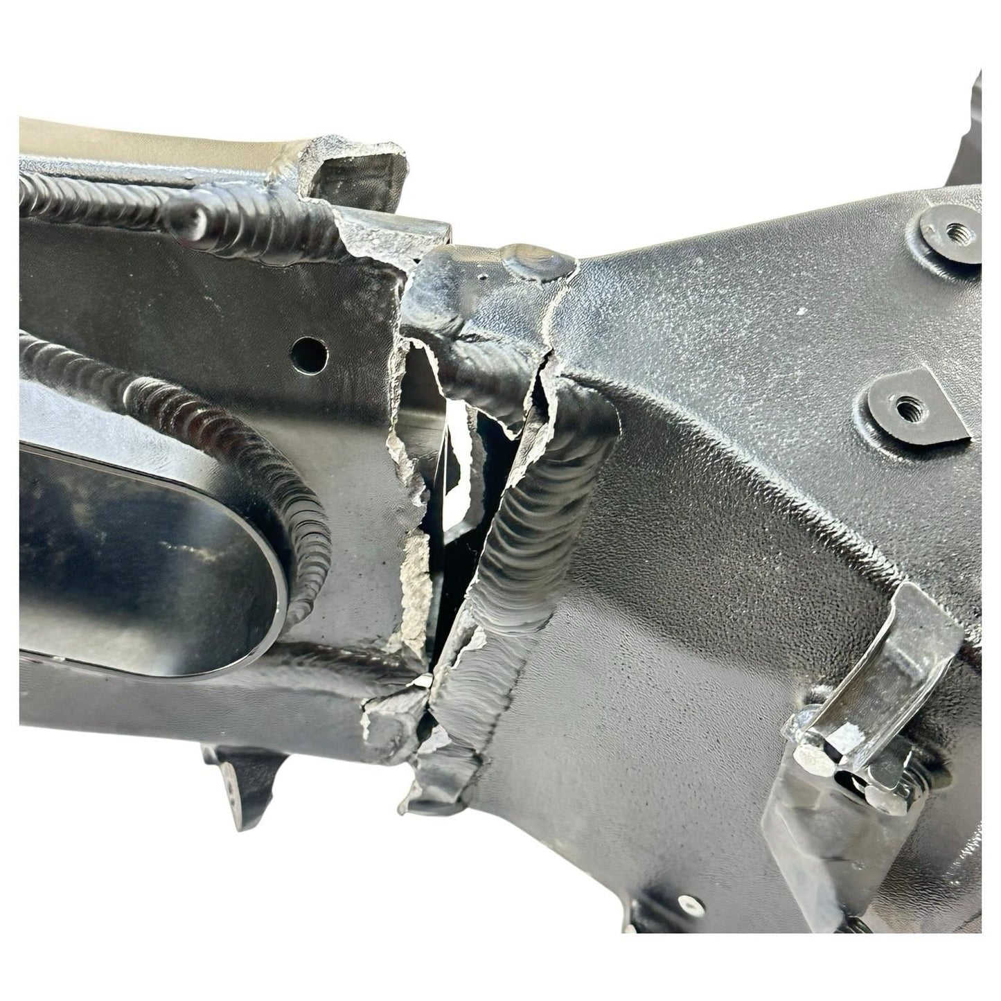 2022 - 2024 SUZUKI HAYABUSA MAIN FRAME CHASSIS BODY *CRACKED/DAMAGED*